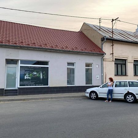 Villa Monica Kralovsky Chlmec Exteriér fotografie